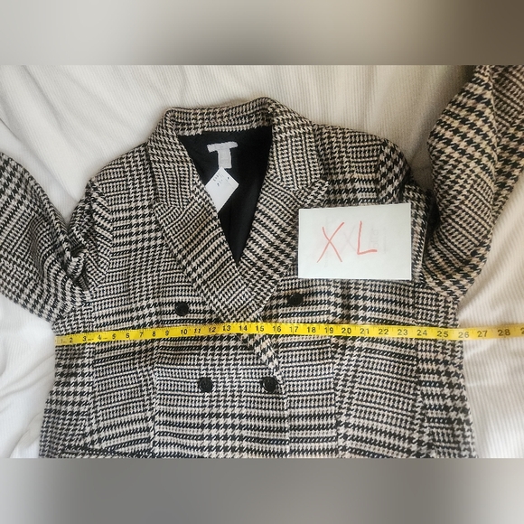 H&M Oversized Double-Breasted Plaid Blazer. Beige/black/white, Checked BNWT - Picture 13 of 16